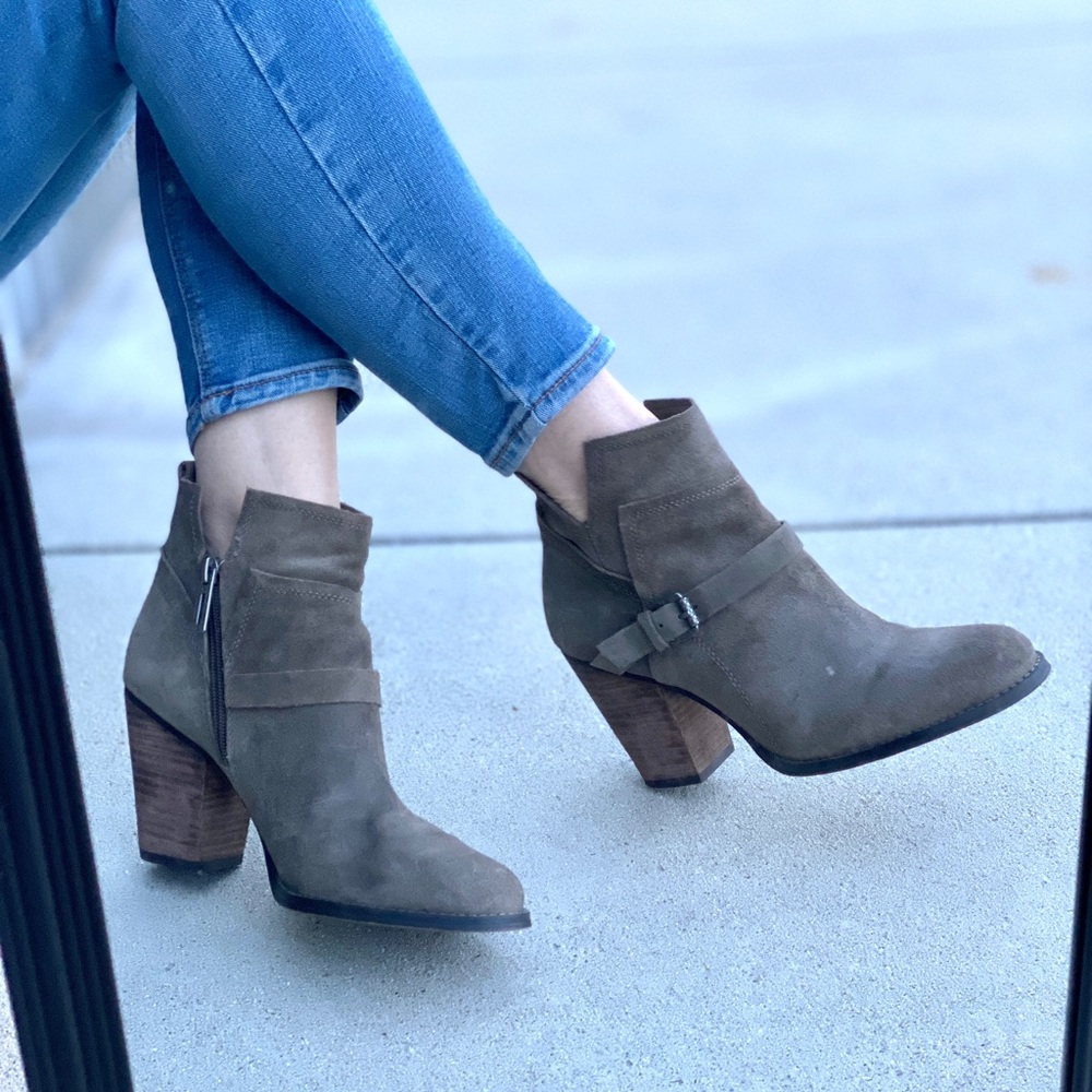 IVANKA trump FRANKLY ankle boots booties khaki green suede leather chunky heels - Picture 12 of 13